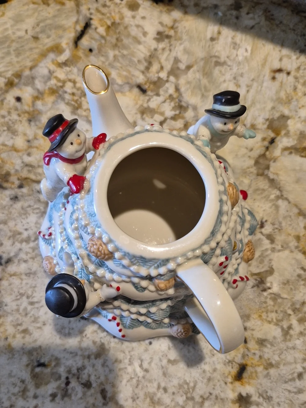 Lenox Christmas Tree With Snowmen Tea Pot. Vintage Piece.(#3030E)
